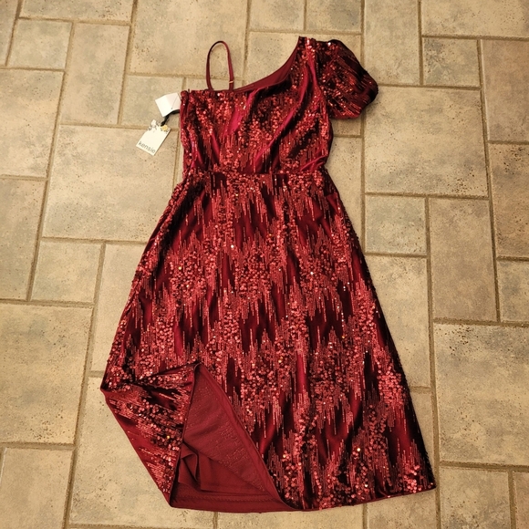 NWT KENSIE Burgundy Velvet Midi Dress sz 6 - Picture 7 of 16